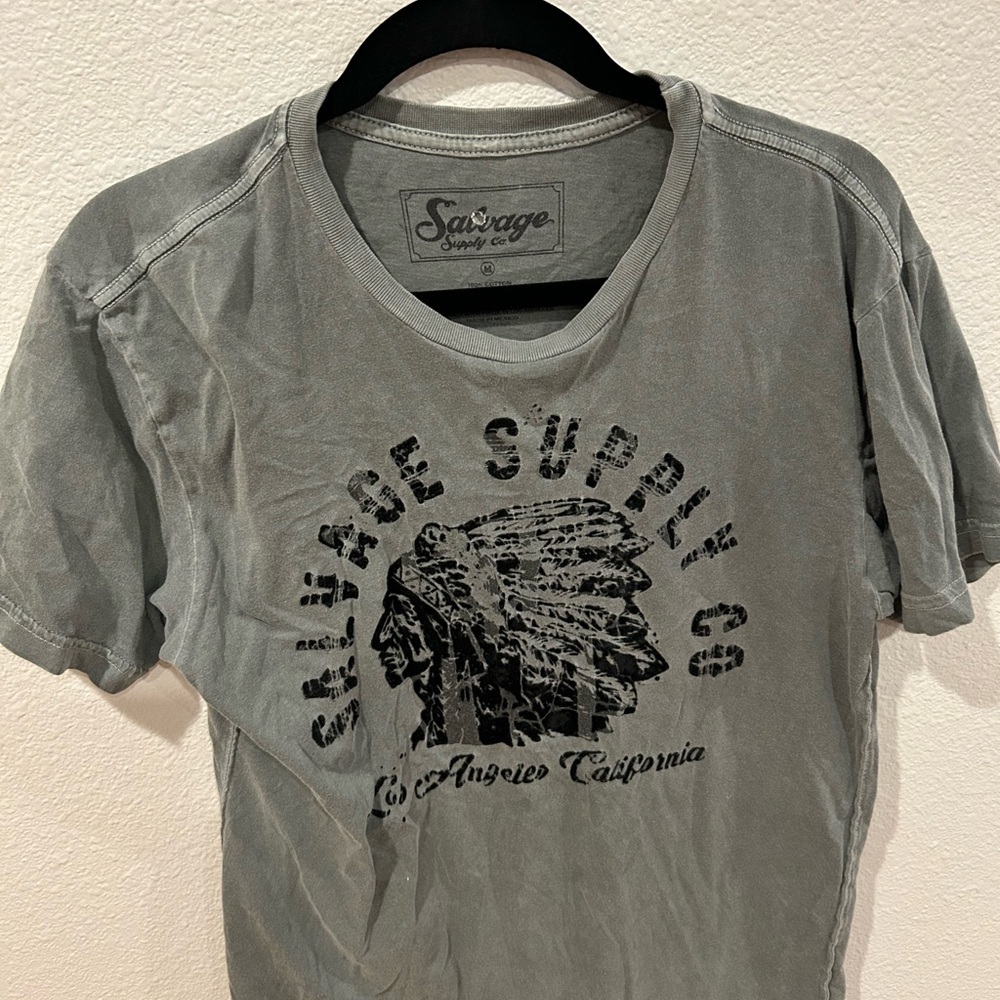 Gray Short Sleeve Tee with Graphic Print